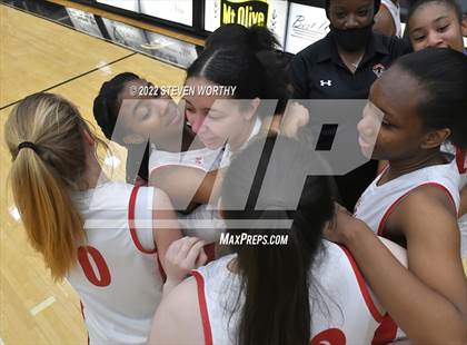 Thumbnail 2 in The Burlington School vs. O'Neal (NCISAA 2A State Championship) photogallery.