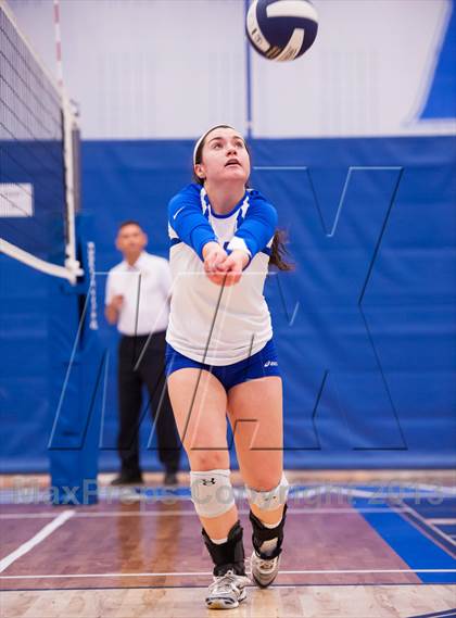 Thumbnail 2 in ThunderRidge vs. Legend (Titan Classic) photogallery.