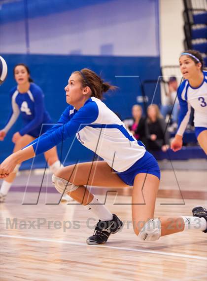 Thumbnail 1 in ThunderRidge vs. Legend (Titan Classic) photogallery.