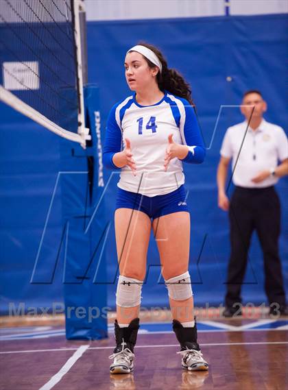 Thumbnail 3 in ThunderRidge vs. Legend (Titan Classic) photogallery.