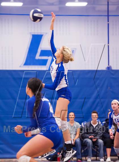 Thumbnail 3 in ThunderRidge vs. Legend (Titan Classic) photogallery.