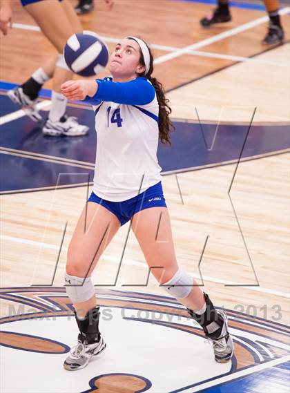 Thumbnail 1 in ThunderRidge vs. Legend (Titan Classic) photogallery.