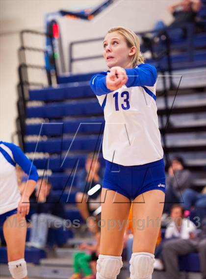 Thumbnail 1 in ThunderRidge vs. Legend (Titan Classic) photogallery.