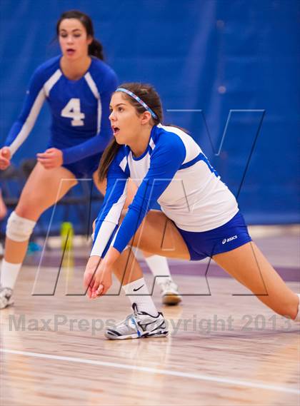 Thumbnail 1 in ThunderRidge vs. Legend (Titan Classic) photogallery.