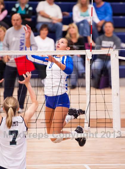 Thumbnail 2 in ThunderRidge vs. Legend (Titan Classic) photogallery.