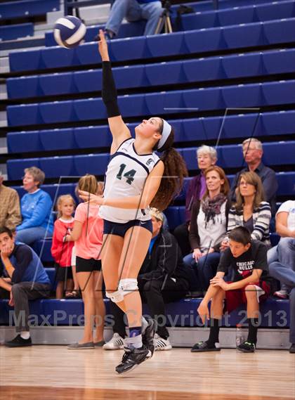 Thumbnail 3 in ThunderRidge vs. Legend (Titan Classic) photogallery.