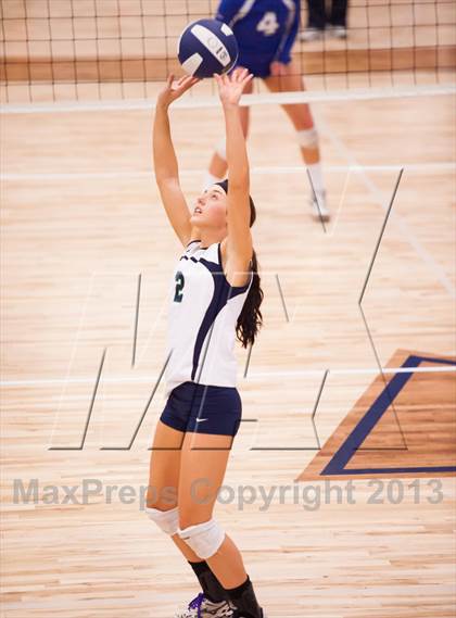 Thumbnail 1 in ThunderRidge vs. Legend (Titan Classic) photogallery.