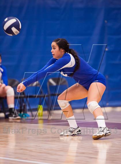 Thumbnail 3 in ThunderRidge vs. Legend (Titan Classic) photogallery.