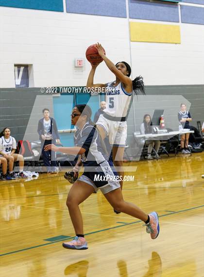 Thumbnail 2 in The Meadows School vs. Canyon Springs photogallery.