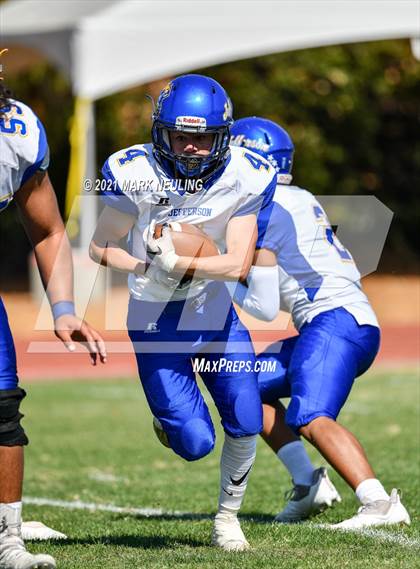 Thumbnail 3 in Jefferson @ Menlo School photogallery.