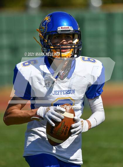 Thumbnail 3 in Jefferson @ Menlo School photogallery.