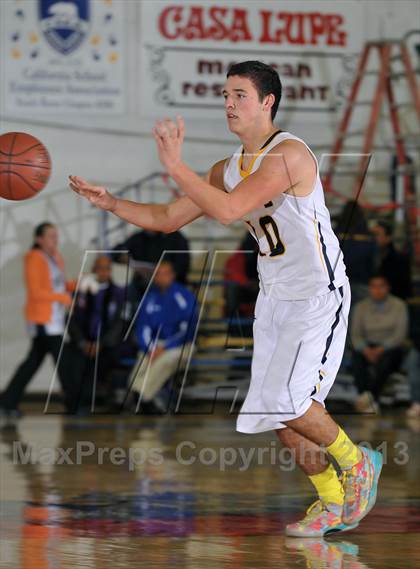 Thumbnail 2 in Campolindo vs. Gridley (60th Gridley Invitational) photogallery.