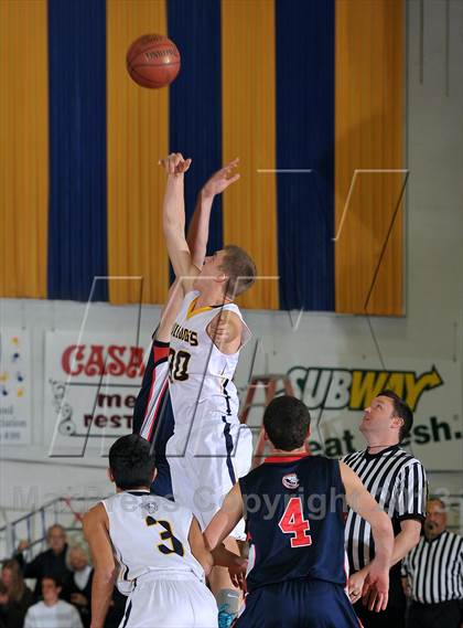 Thumbnail 2 in Campolindo vs. Gridley (60th Gridley Invitational) photogallery.