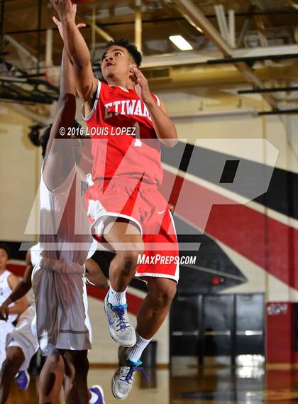 Thumbnail 2 in Etiwanda vs. Cathedral (Battlezone Tournament) photogallery.