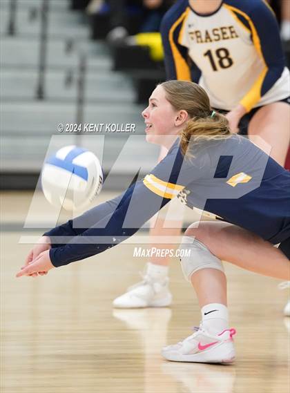 Thumbnail 3 in Romeo vs. Fraser (MHSAA Regional Semifinal) photogallery.
