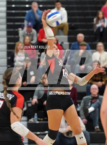 Thumbnail 1 in Romeo vs. Fraser (MHSAA Regional Semifinal) photogallery.