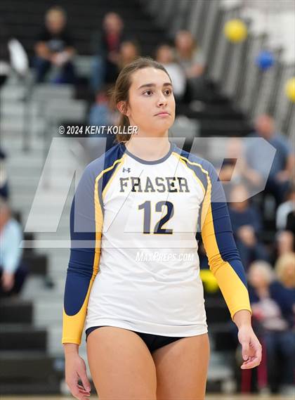 Thumbnail 1 in Romeo vs. Fraser (MHSAA Regional Semifinal) photogallery.