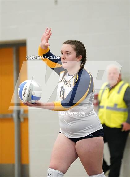 Thumbnail 3 in Romeo vs. Fraser (MHSAA Regional Semifinal) photogallery.