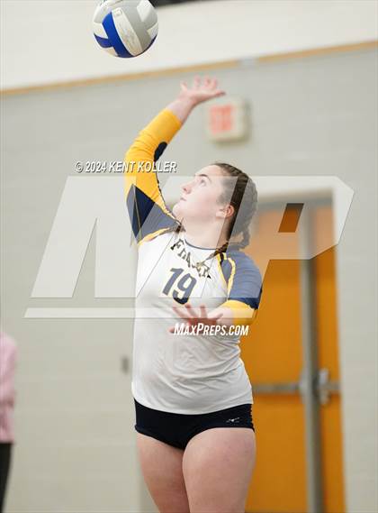 Thumbnail 2 in Romeo vs. Fraser (MHSAA Regional Semifinal) photogallery.