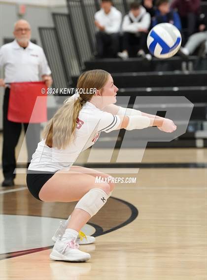 Thumbnail 1 in Romeo vs. Fraser (MHSAA Regional Semifinal) photogallery.