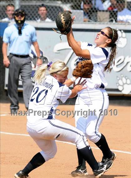 Thumbnail 2 in Redlands vs. Upland (CIF SS D2 Playoffs) photogallery.