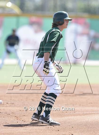 Thumbnail 3 in Notre Dame (SO) vs. Damien (Boras Classic - South) photogallery.