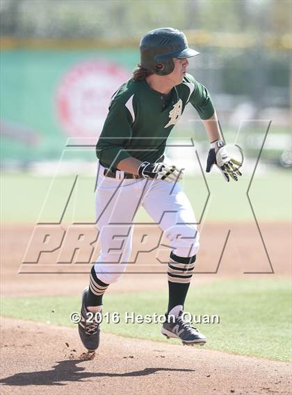 Thumbnail 2 in Notre Dame (SO) vs. Damien (Boras Classic - South) photogallery.