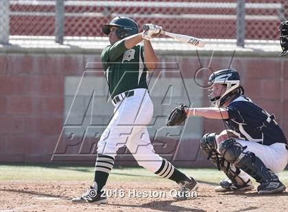 Thumbnail 3 in Notre Dame (SO) vs. Damien (Boras Classic - South) photogallery.