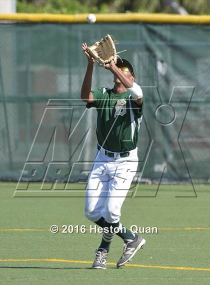 Thumbnail 2 in Notre Dame (SO) vs. Damien (Boras Classic - South) photogallery.