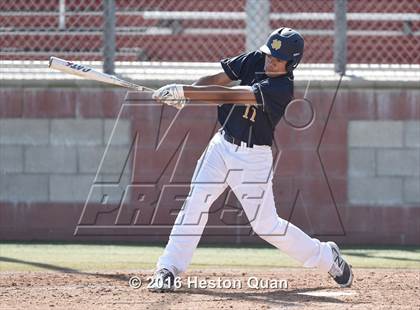 Thumbnail 3 in Notre Dame (SO) vs. Damien (Boras Classic - South) photogallery.