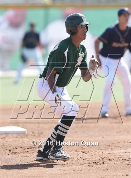 Thumbnail 1 in Notre Dame (SO) vs. Damien (Boras Classic - South) photogallery.