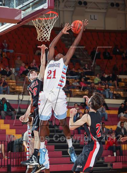 Thumbnail 3 in Hirschi vs. Tascosa (Fantasy of Lights) photogallery.