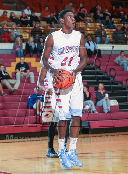 Thumbnail 1 in Hirschi vs. Tascosa (Fantasy of Lights) photogallery.