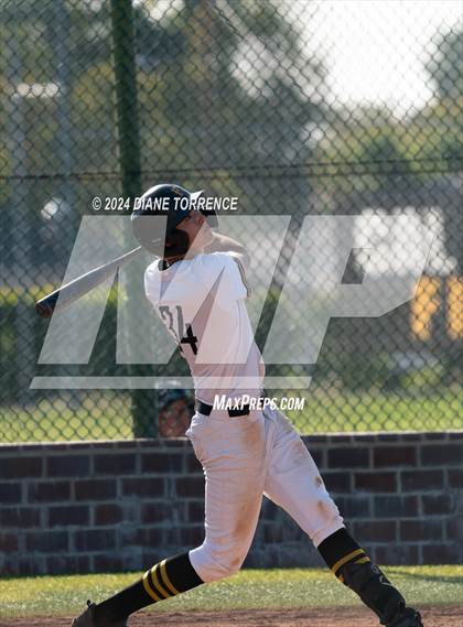 Thumbnail 1 in Villa Park @ Foothill photogallery.