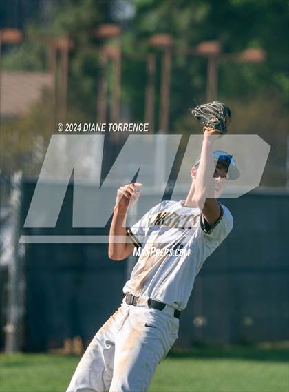 Thumbnail 3 in Villa Park @ Foothill photogallery.