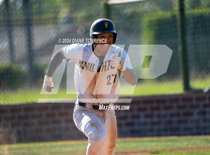 Thumbnail 3 in Villa Park @ Foothill photogallery.