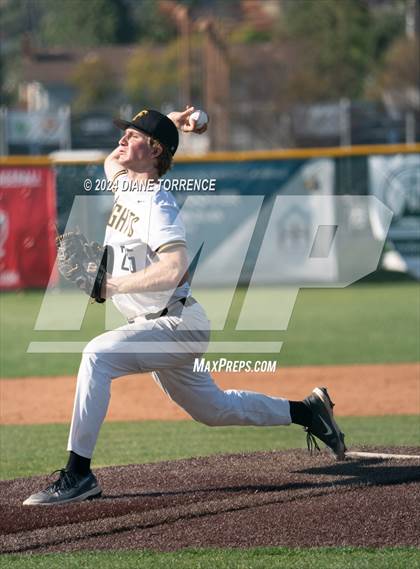 Thumbnail 3 in Villa Park @ Foothill photogallery.