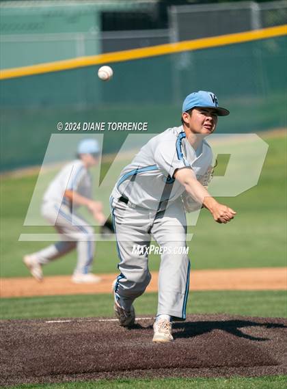 Thumbnail 1 in Villa Park @ Foothill photogallery.