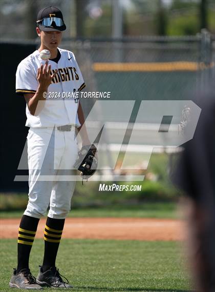 Thumbnail 1 in Villa Park @ Foothill photogallery.