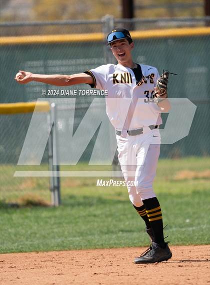 Thumbnail 3 in Villa Park @ Foothill photogallery.