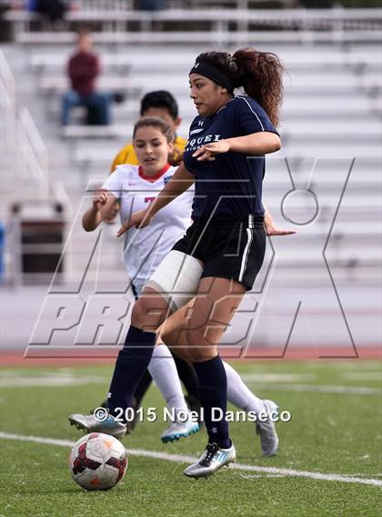 Thumbnail 3 in St. Ignatius vs Soquel photogallery.