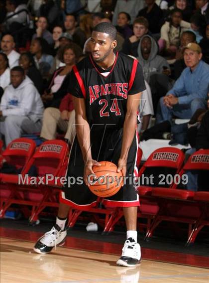 Thumbnail 1 in Leuzinger vs. Centennial (Tip-Off Classic) photogallery.