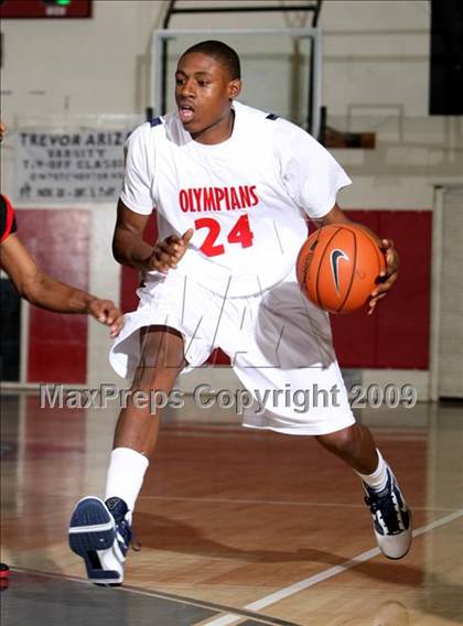 Thumbnail 1 in Leuzinger vs. Centennial (Tip-Off Classic) photogallery.