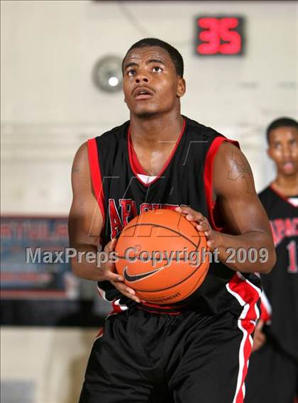 Thumbnail 1 in Leuzinger vs. Centennial (Tip-Off Classic) photogallery.