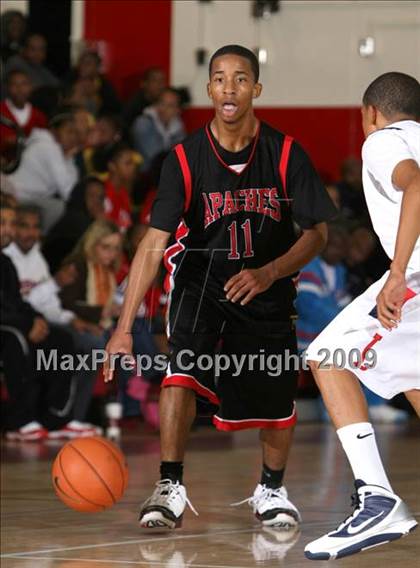 Thumbnail 3 in Leuzinger vs. Centennial (Tip-Off Classic) photogallery.