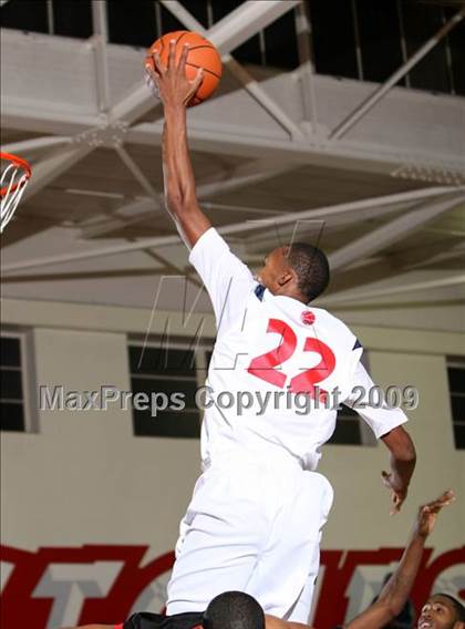 Thumbnail 2 in Leuzinger vs. Centennial (Tip-Off Classic) photogallery.