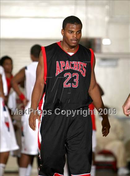 Thumbnail 3 in Leuzinger vs. Centennial (Tip-Off Classic) photogallery.
