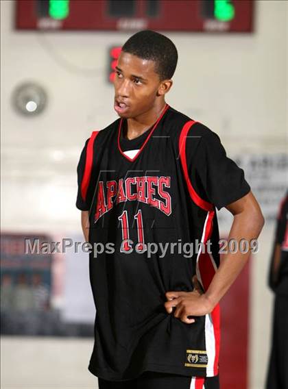 Thumbnail 1 in Leuzinger vs. Centennial (Tip-Off Classic) photogallery.