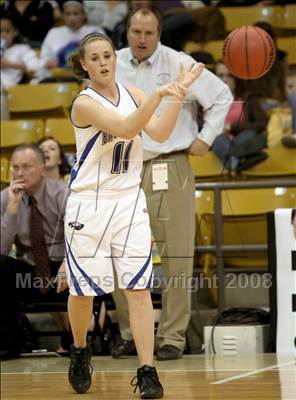 Thumbnail 3 in Broomfield vs.Golden (4A Final Four) photogallery.