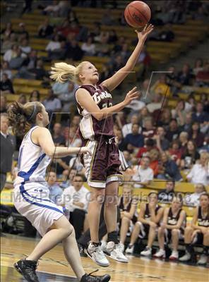 Thumbnail 2 in Broomfield vs.Golden (4A Final Four) photogallery.